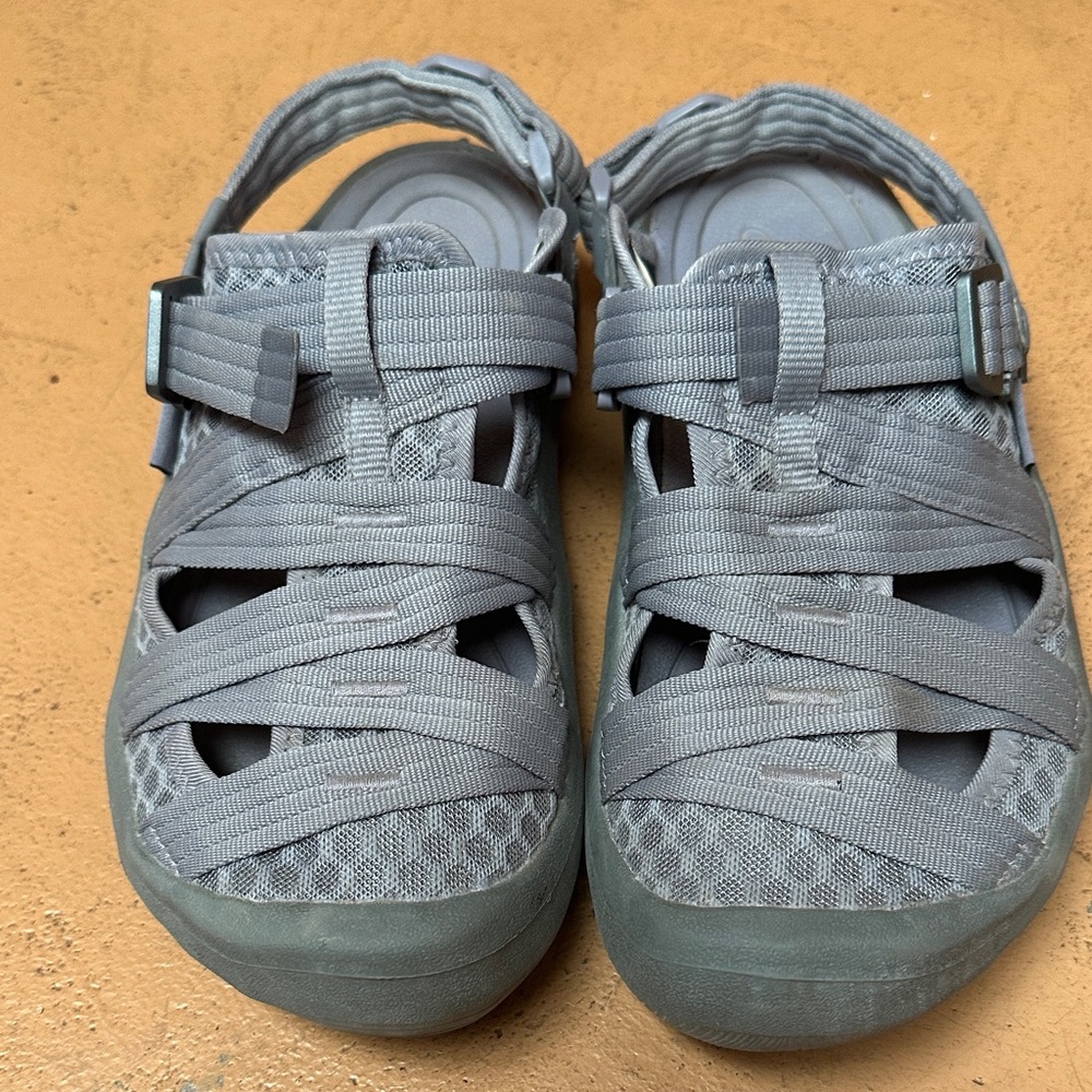 Oboz Footwear Outdoor Sandals - Picture 3 of 9